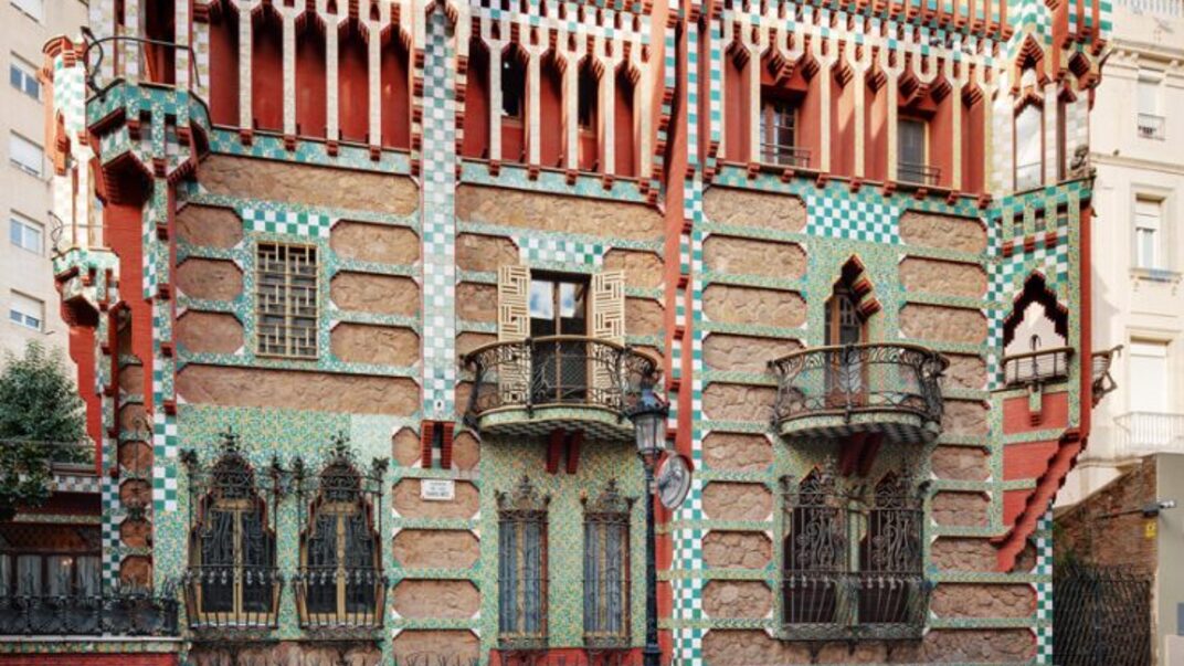 Fuentes de inspiración: la renovada Casa Vicens, de Gaudí